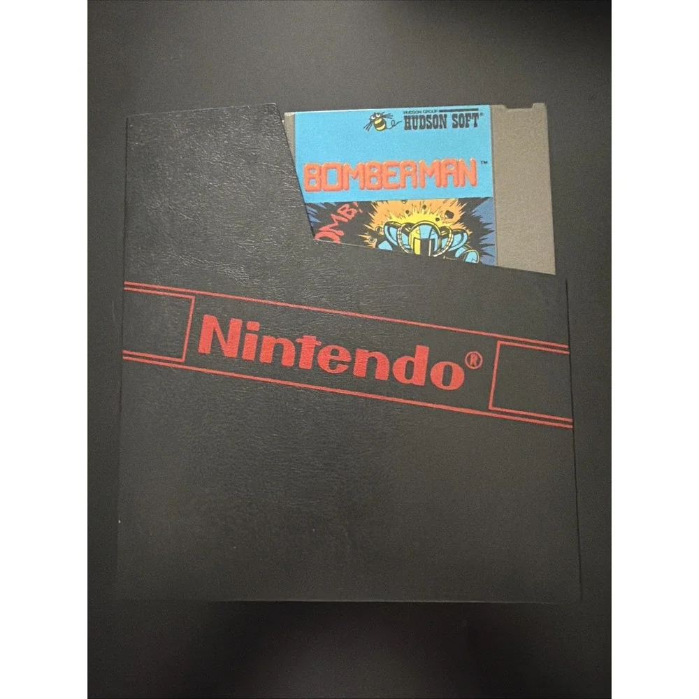 Nintendo NES Bomberman 1985 made in Japan untested Hudson Soft